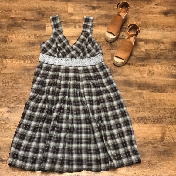 Sundance Dresses & Skirts - Sundance Blue & Purple Plaid Crochet Trim Dress 16